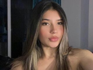 AmberBustamante's Stripping Profile Image